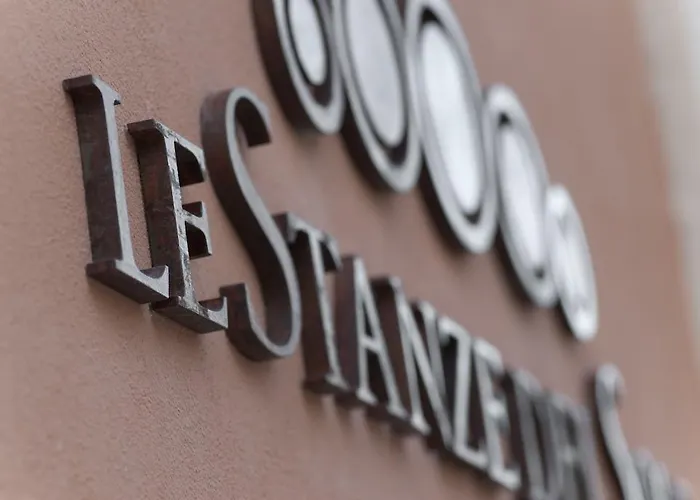 Le Stanze Del Sole فندق مبيت وإفطار راغوزا
